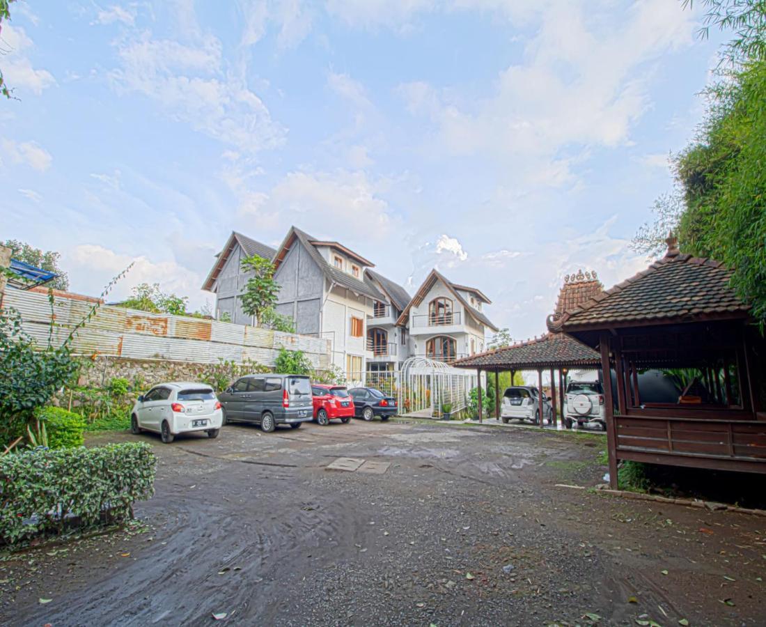 D'Journey Hotel Lembang Exteriér fotografie