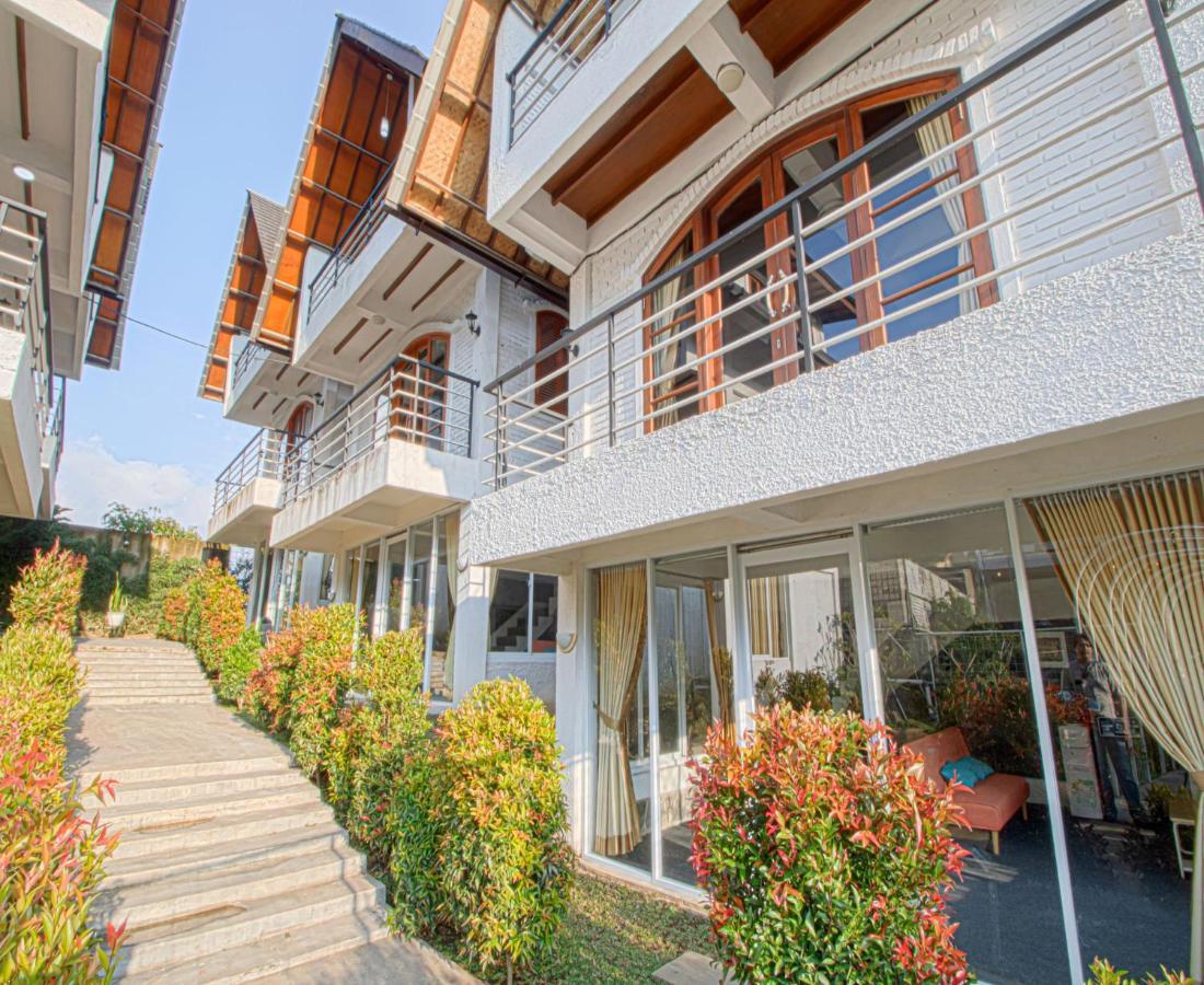 D'Journey Hotel Lembang Exteriér fotografie